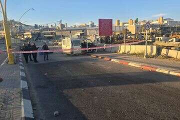 המחבל דרס, דקר - ונוטרל. זירת הפיגוע בהר חברון  , .