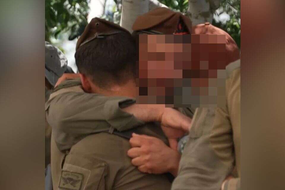 לוויתו של סמ"ר ים פריד ז''ל , קונטקט