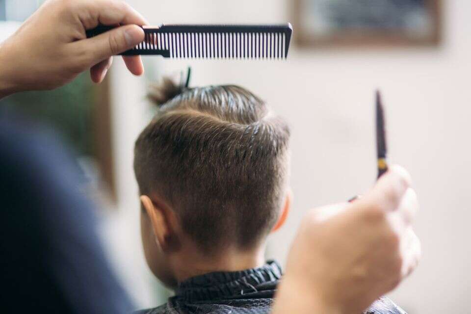 כסא התספורת הפך לזירת פשע מיני , Getty Images/iStockphoto