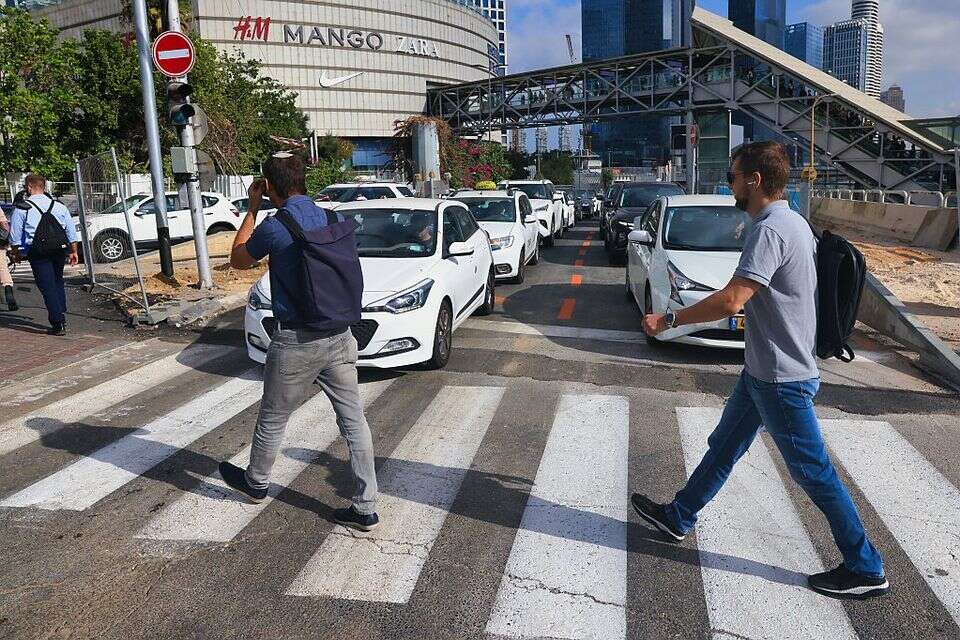 מעבר חצייה (אילוסטרציה) ,