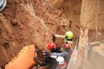קריסת הבניין ברמת גן , כבאות והצלה לישראל