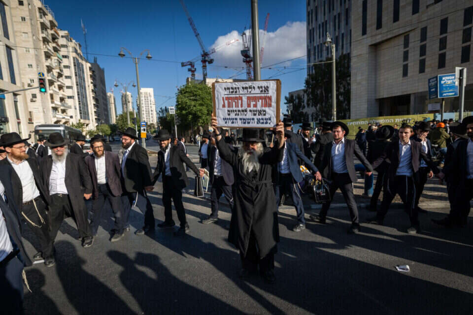הפגנת חרדים נגד חוק הגיוס , אורן בן חקון