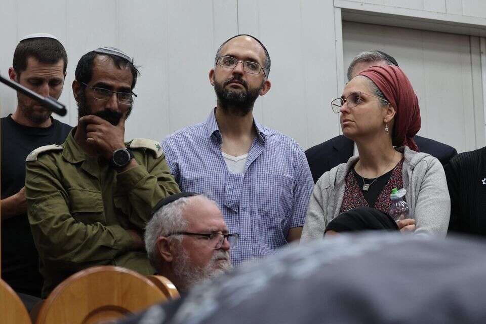 הלוויתה של צאלה גז ז"ל , אורן בן חקון