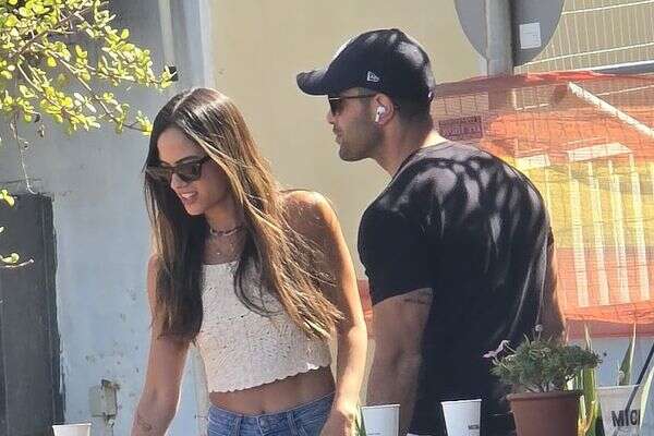 החליטה להפסיק. חן גולן ואור הופנונג מבלים , ניר פקין