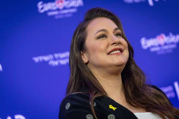 אופטימית. קרן פלס , יונתן זינדל, פלאש 90