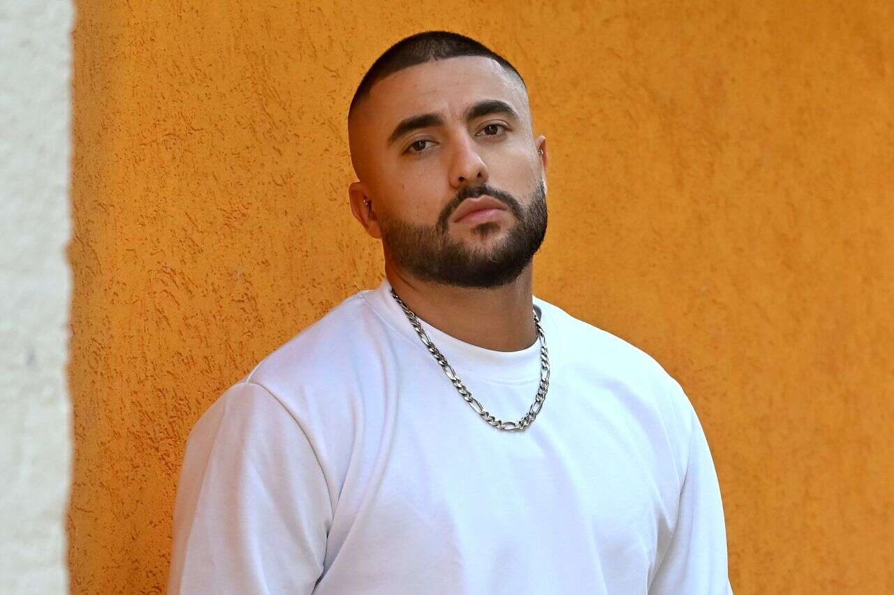 זוכה