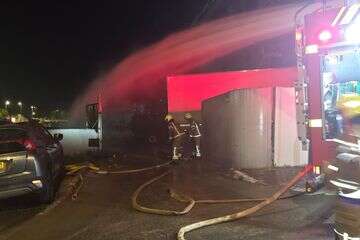 צוותי כיבוי וחילוץ אירוע חומרים מסוכנים בקרית גת , כבאות והצלה – מחוז דרום