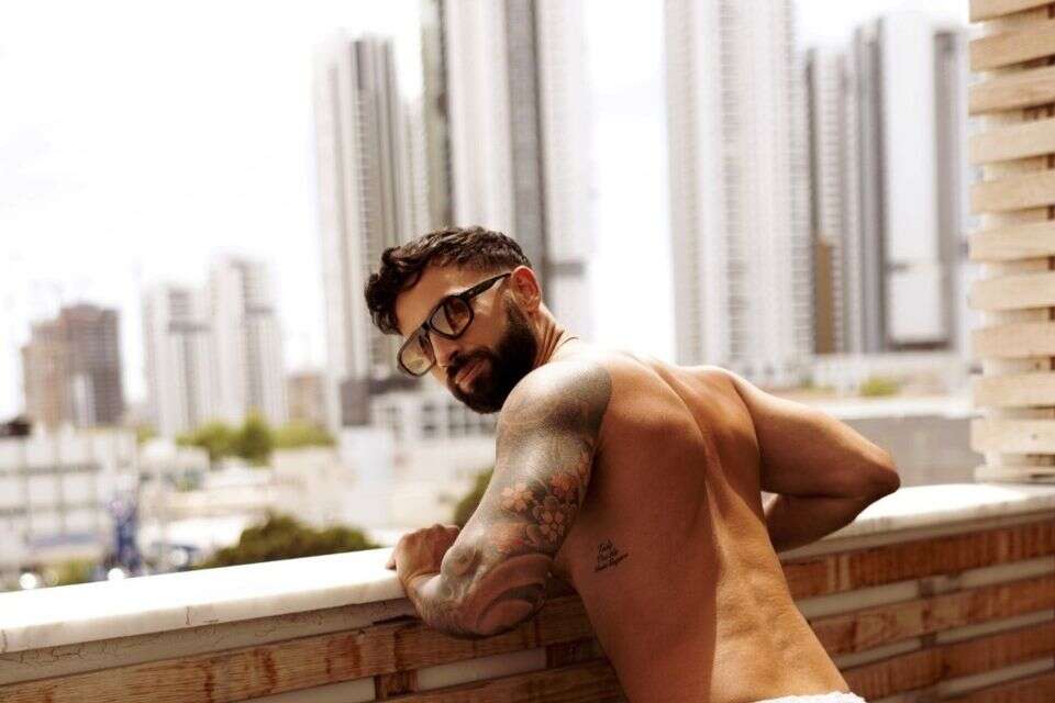 טל קאופמן לקסטרו , סער פסח