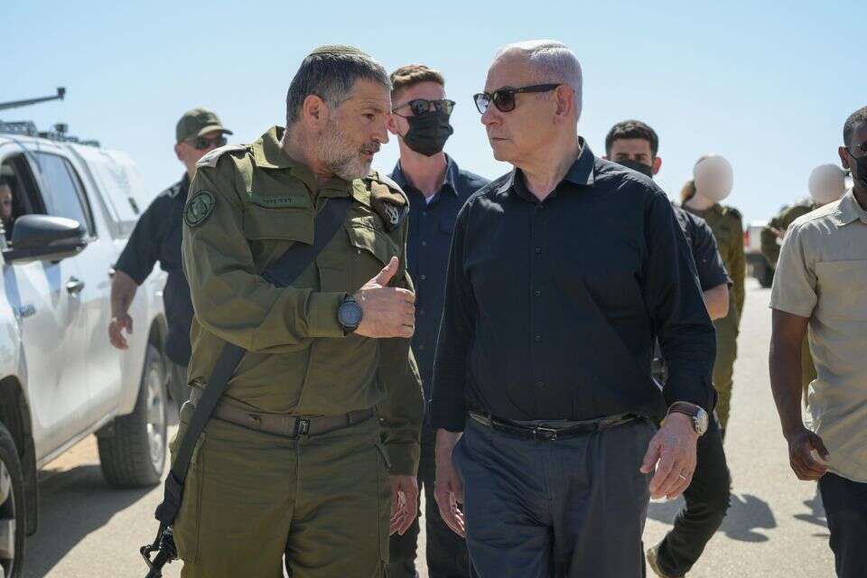 ראש הממשלה נתניהו והאלוף דוד זיני בצאלים , מעיין טואף//לע"מ