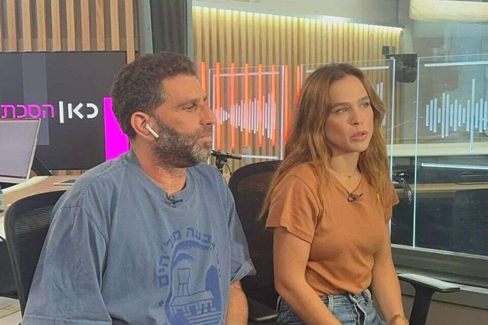 התסכית "שישה באוקטובר" בהשתתפות אגם רודברג ויוסי מרשק , יחצ