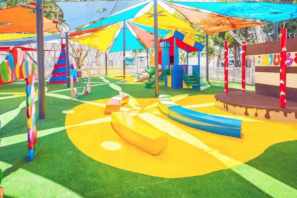 גן משחקים שמיועד לחגיגות יום הולדת , יח"צ