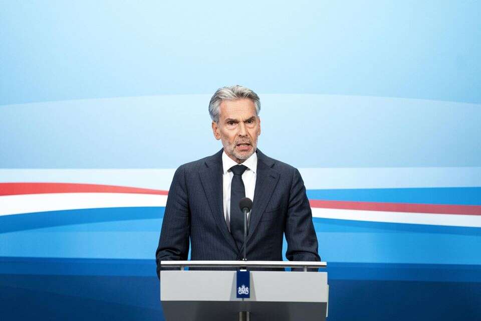 ראש ממשלת הולנד, דיק סכוף , EPA