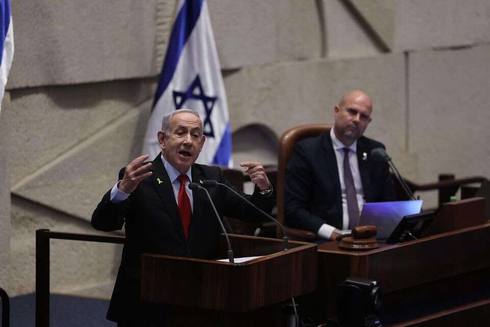 ראש הממשלה בנימין נתניהו במליאה , אורן בן חקון