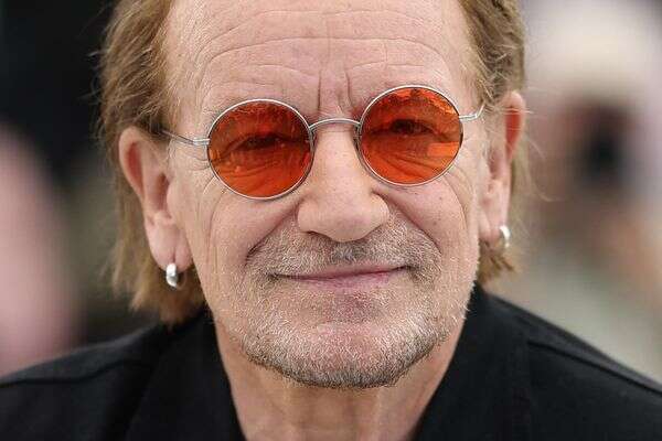 בונו בפסטיבל קאן, מאי 2025 , Valery HACHE / AFP