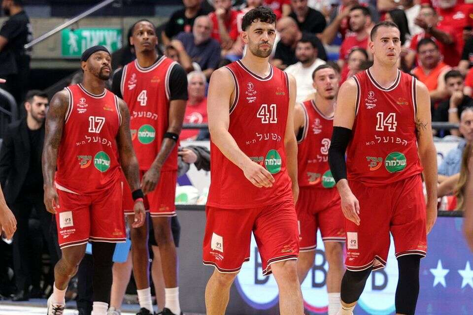 שחקני הפועל תל אביב , אלן שיבר