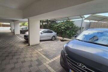 בולען נפער בחנייה בבניין ברמת גן , כבאות והצלה