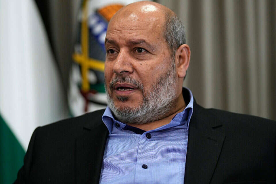 לפחות הוא כבר לא מסתובב חופשי בדוחא. ח'ליל אל-חיה, מנהיג חמאס בעזה , AP