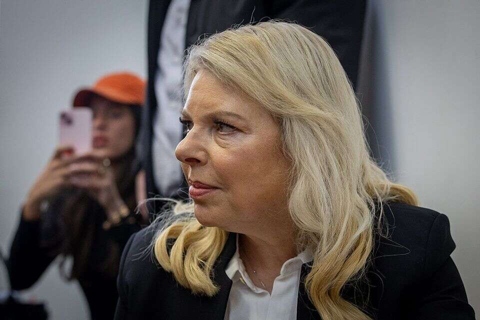 קרב משפטי ותקשורתי רגע לפני השידור. שרה נתניהו (ארכיון) , אורן בן חקון