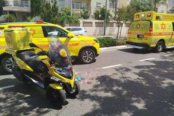 זירת התאונה בנתניה , מד"א