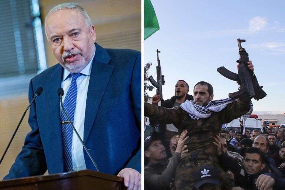 ח"כ אביגדור ליברמן וחמולות עם נשקים בעזה , ללא קרדיט