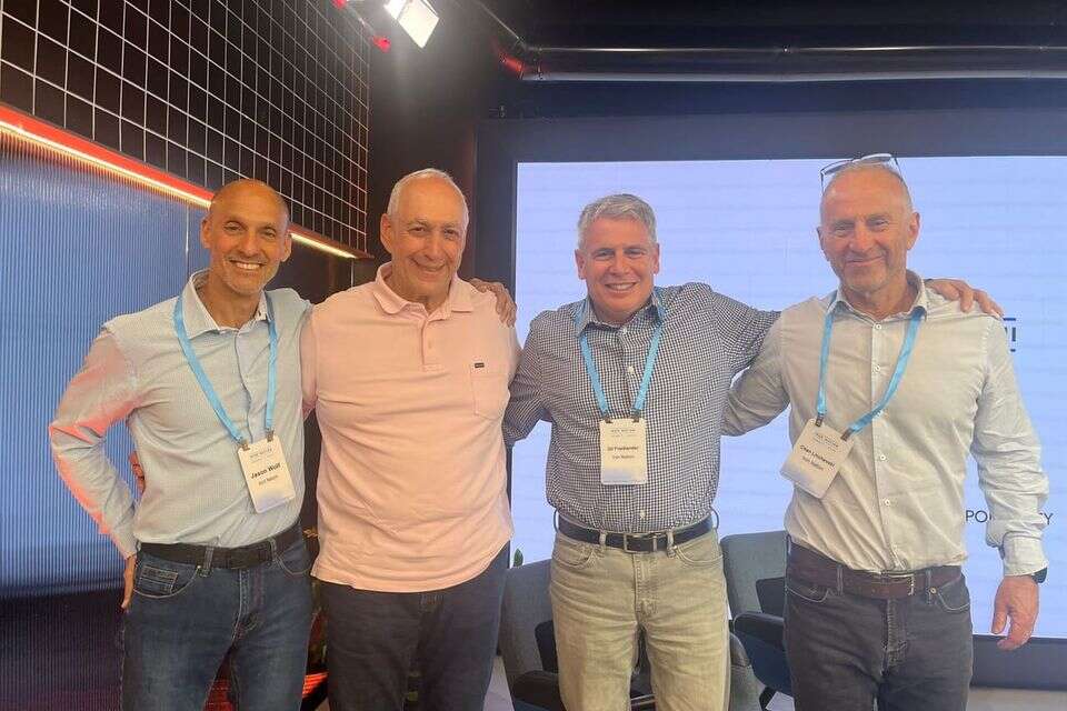 מימין לשמאל: חן לינצ'רבסקי, גיל פרידלנדר, חמי פרס וג'ייסון וולף , Iron Nation