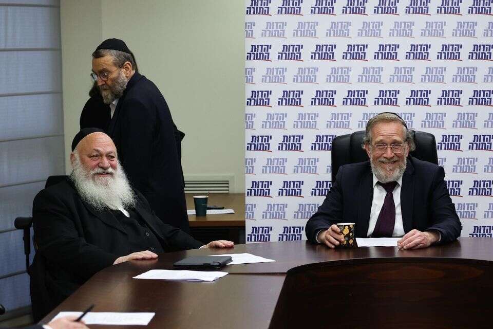 גולדקנופף וגפני בישיבת הסיעה של יהדות התורה , אורן בן חקון