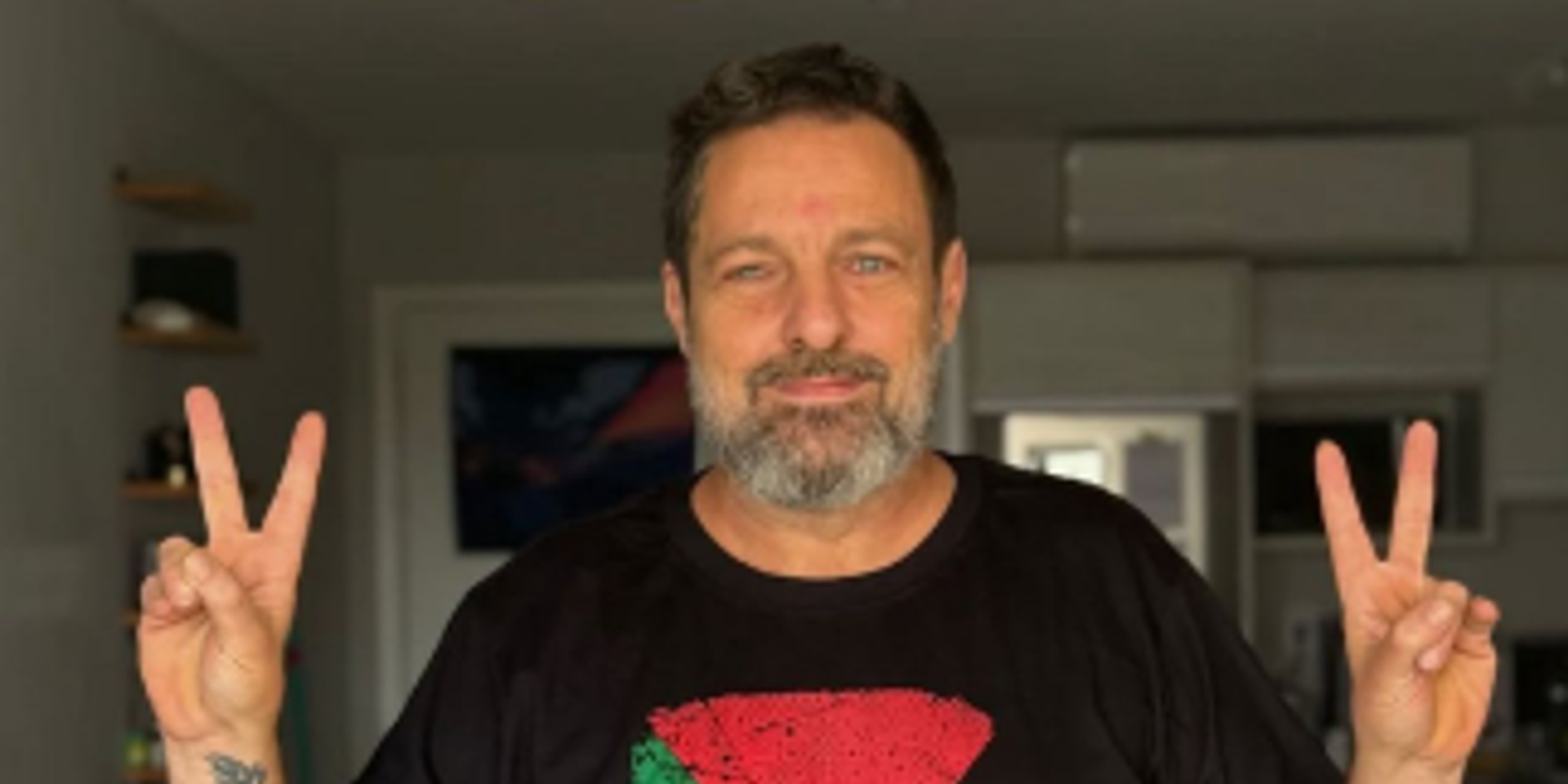 די ג'יי סווארופ , צילום מסך