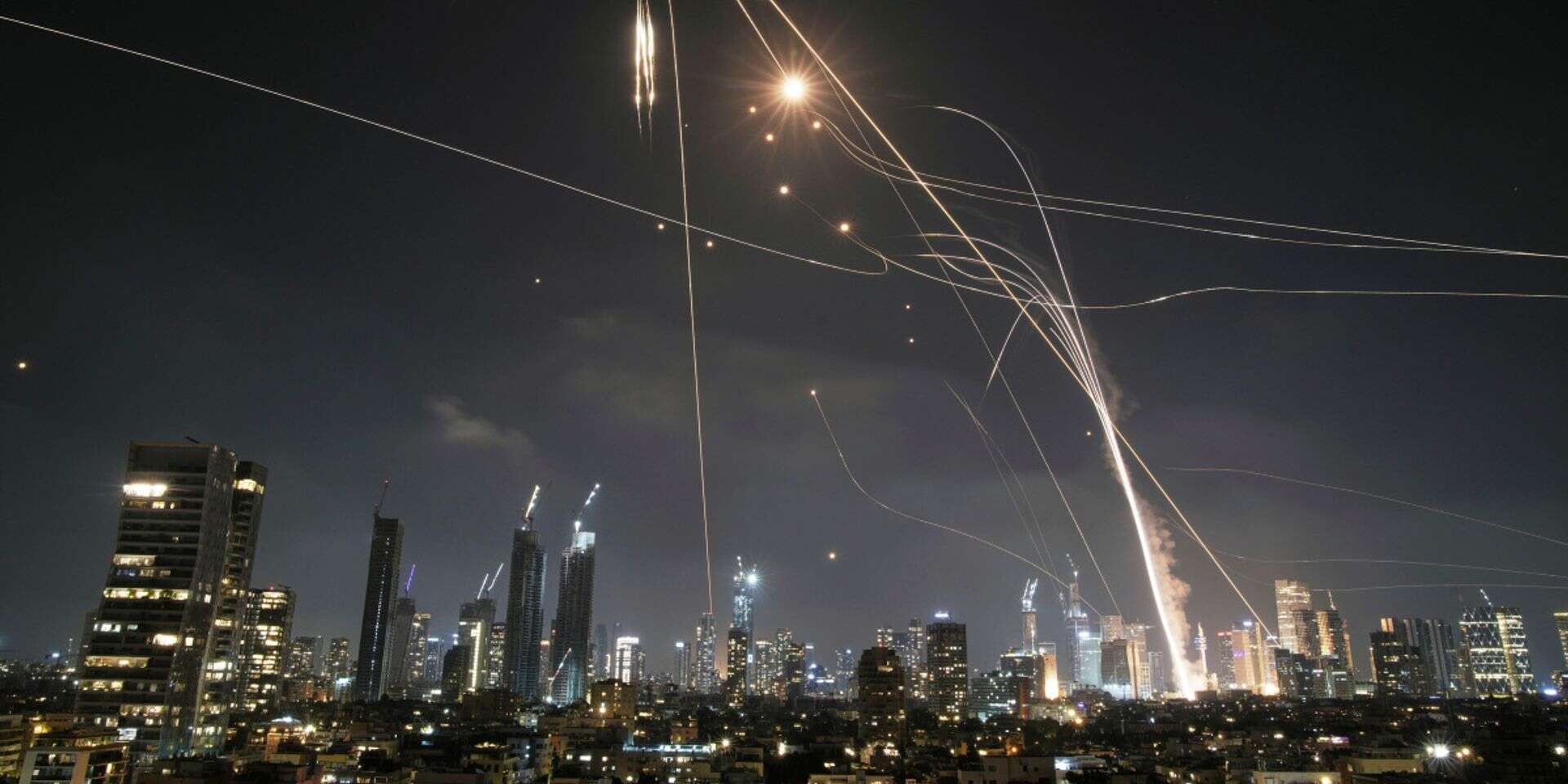 ירוטי שיגורים מאיראן במרכז הארץ , AP