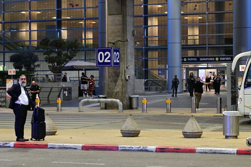 נתב"ג אחרי התקיפה באיראן , יוסי זליגר