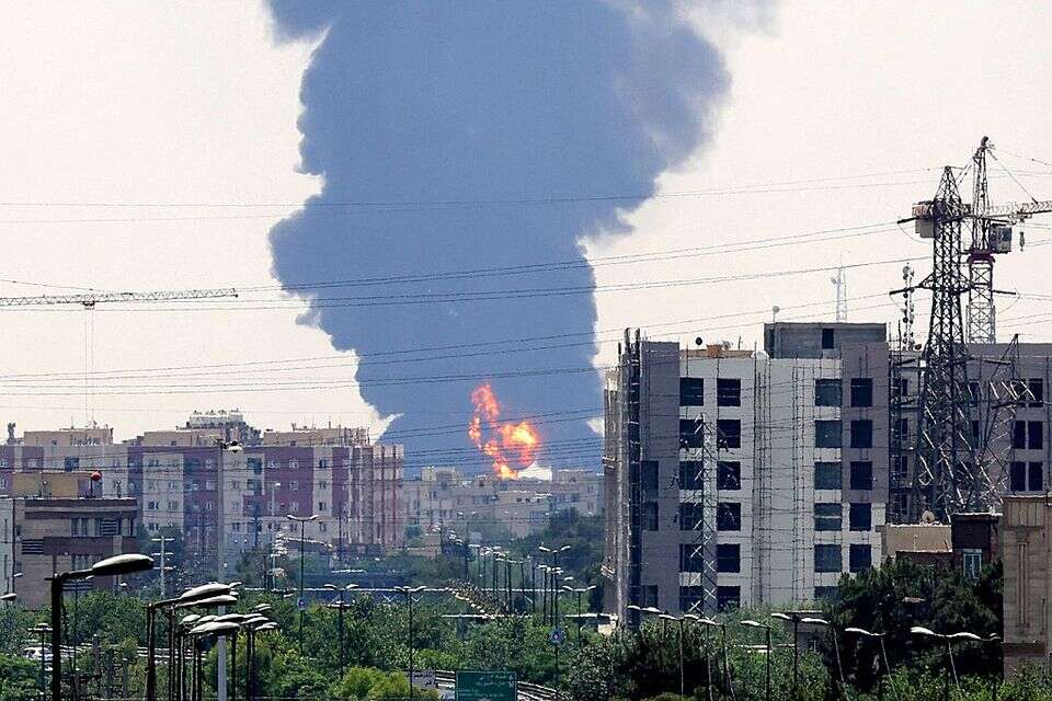 פטריית עשן בטהרן , רשתות ערביות