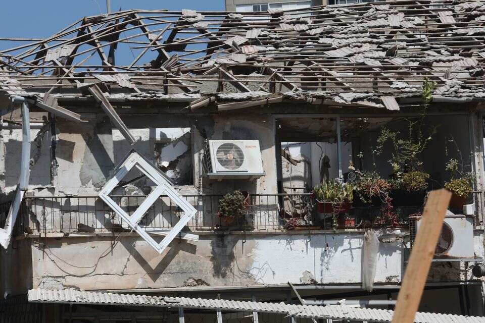 "לא יודע מאיפה להתחיל". ההרס בבת ים ממטח השיגורים מאיראן , גדעון מרקוביץ'