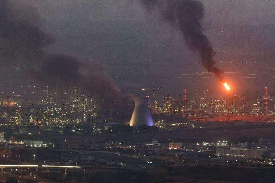 פגיעת הטיל האיראני במתקני בזן , AFP