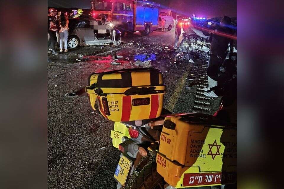 תאונת דרכים קשה בנגב. הרוג ושני פצועים אנוש , דובורת מד"א