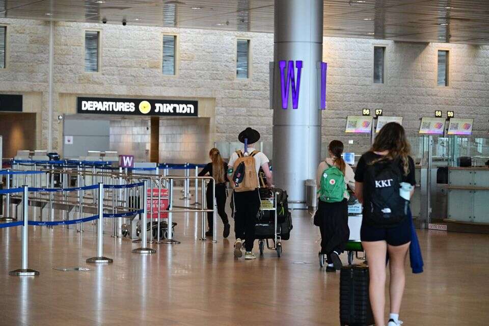 The airlines announce the extension of the suspension of flights