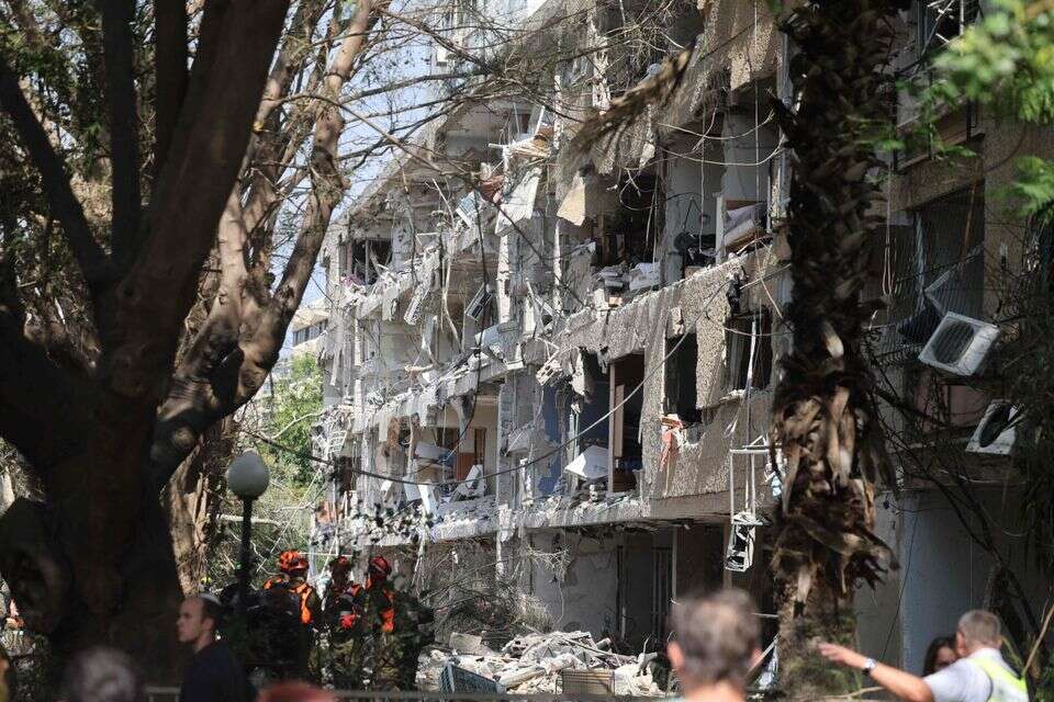 ההרס באחת הזירות בתל אביב , אי.אף.פי
