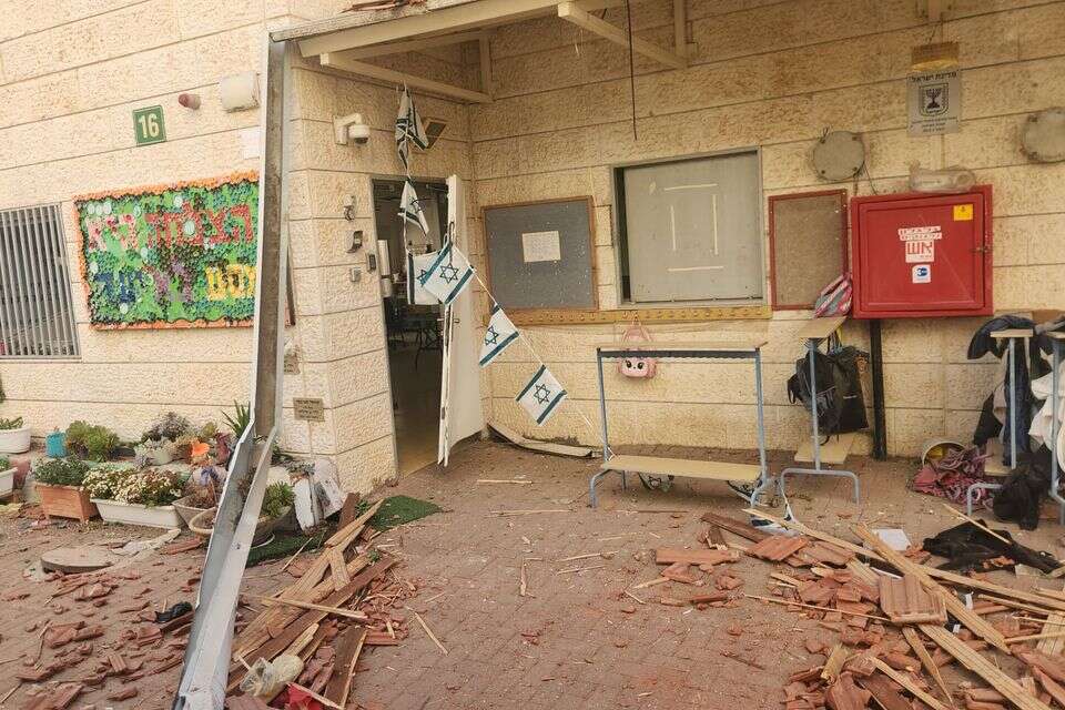 כ-208 מוסדו חינוך נפגעו בשל הטילים האיראניים. נזק בגן ילדים במרכז , ללא