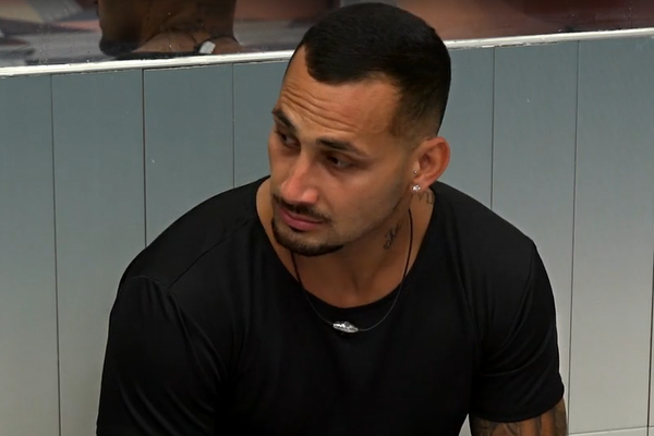 איך דואגים שהוא יצא מהבית? ארז איסקוב , מתוך "האח הגדול", רשת 13