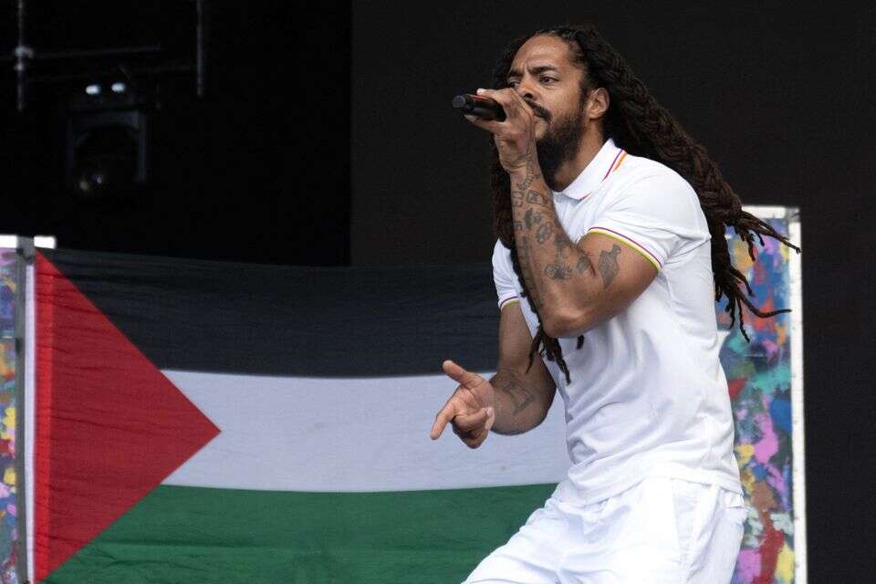 סולן הצמד Bob Vylan , AFP