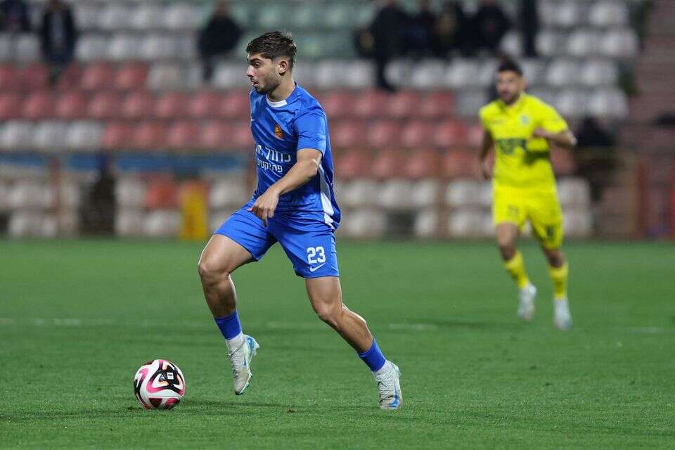 אורי עזו. מתחיל מחדש , לירון מולדובן