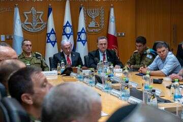 שר הביטחון ,רה"מ והמרטכ"ל בפיקוד מטכ"ל , אריאל חרמוני, משרד הביטחון