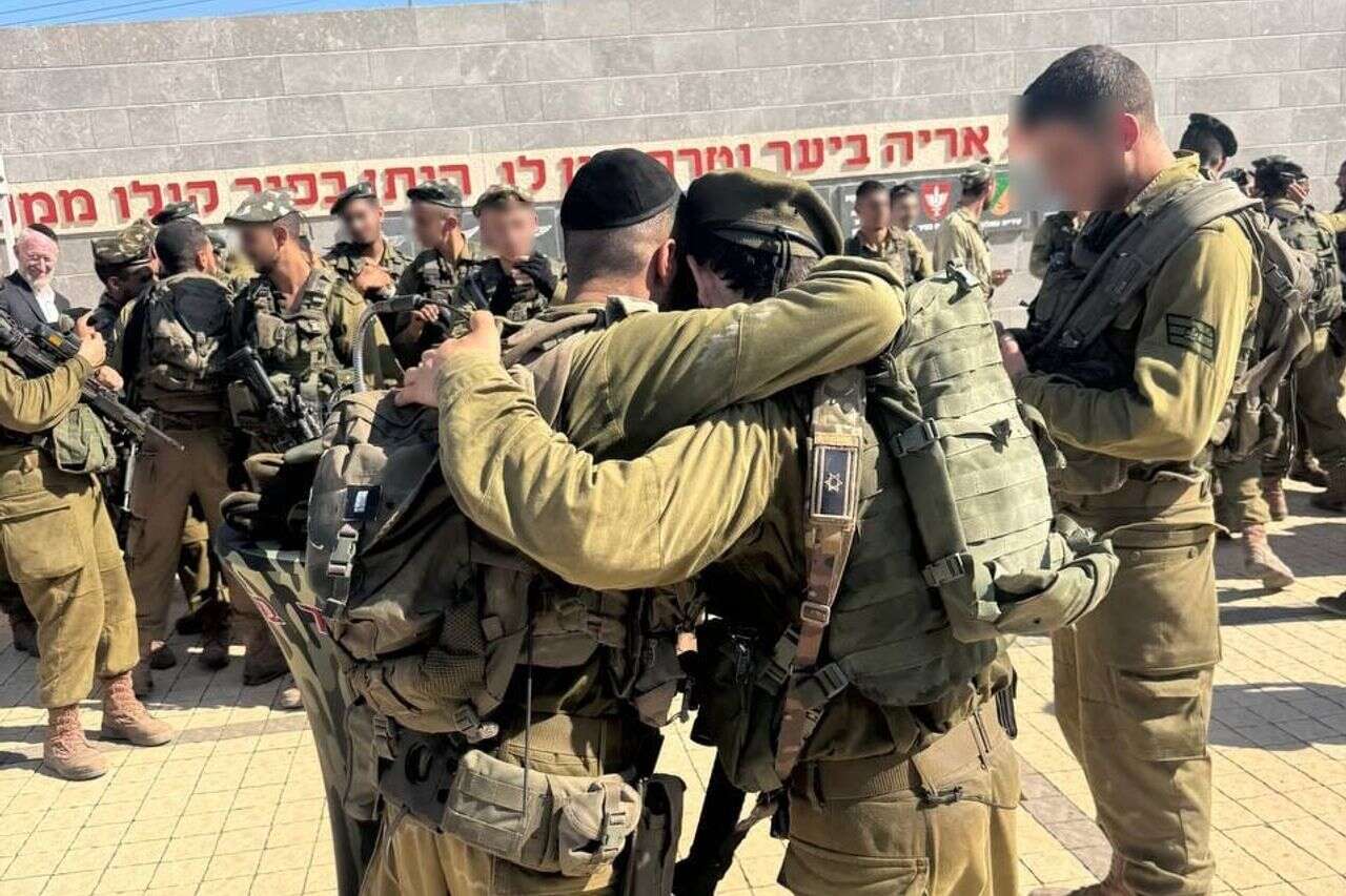 רוצים חרדים "מתחת לאלונקה"? תאפשרו להם להישאר מי שהם