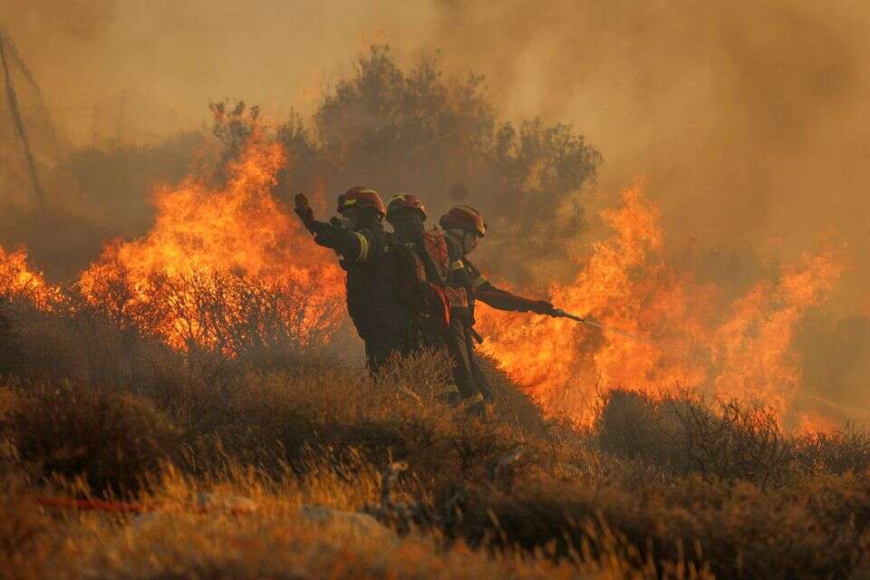 השריפות באי כרתים , AP
