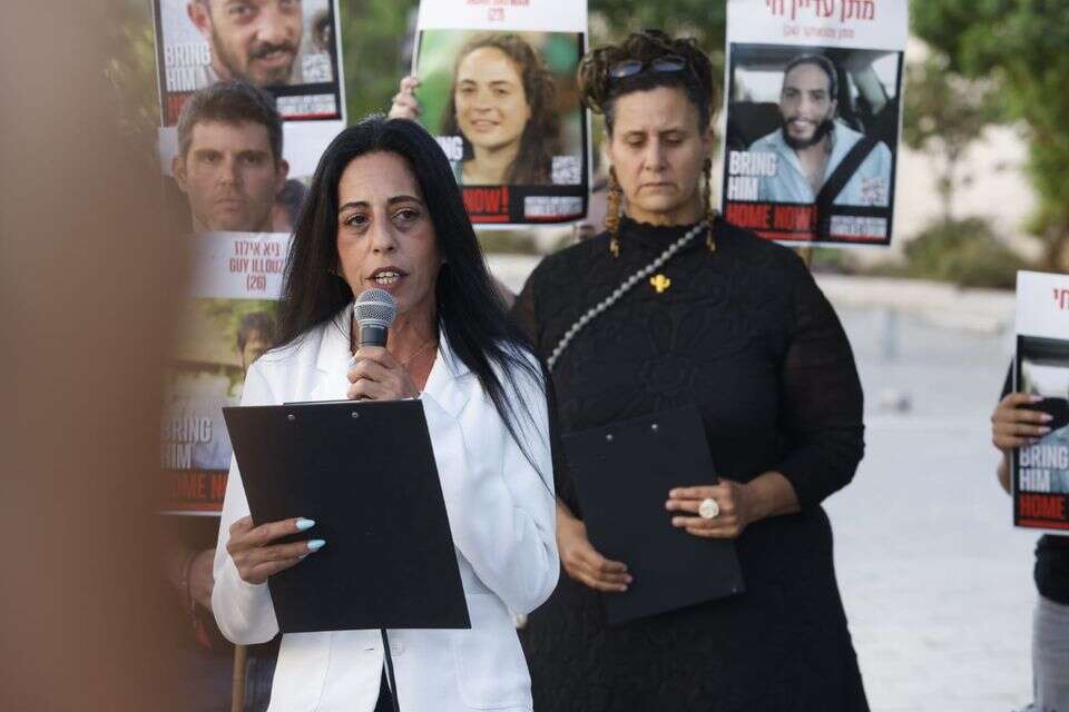 עינב צנגאוקר בעצרת בגין בתל אביב , יהושע יוסף
