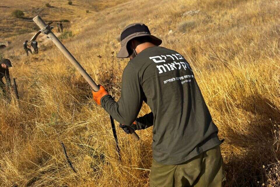 גרעין נח"ל התיישבותי ראשון עולה לשטח אחרי עשורים , ללא קרדיט