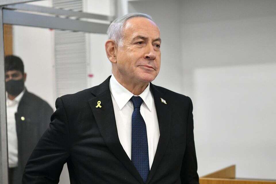ראש הממשלה נתניהו בבית המשפט , ראובן קסטרו