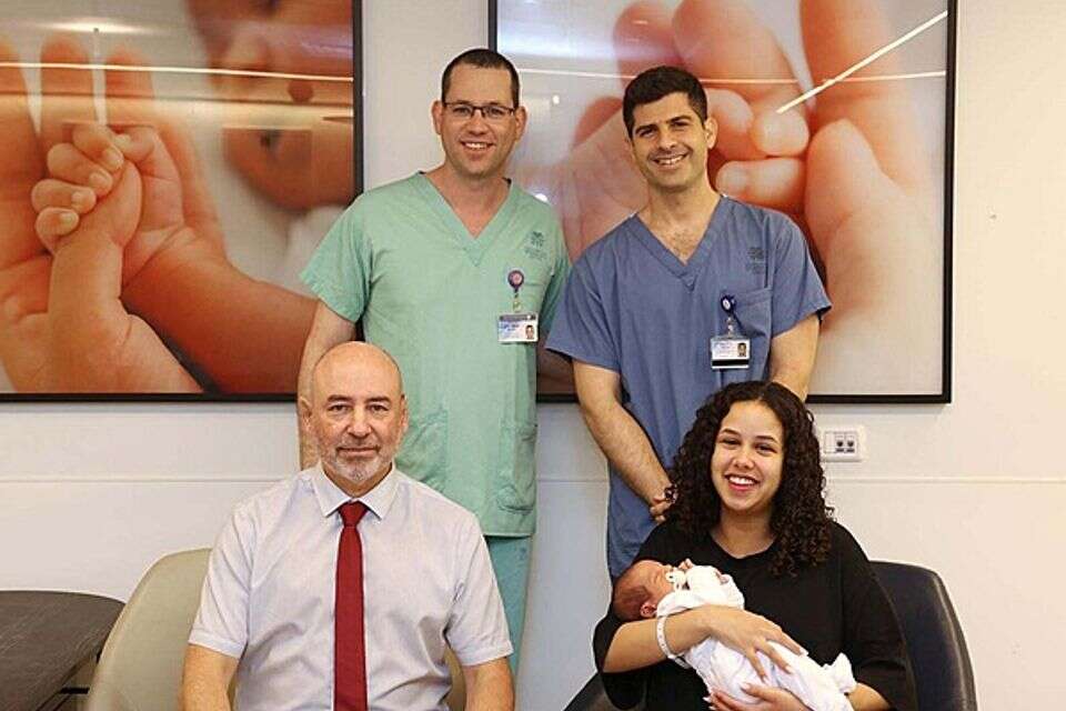פאר, התינוק וצוות בית החולים , ליאור צור / דוברות איכילוב