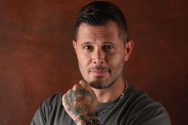 שי חי בקמפיין לאימפרס , יוסי לזרוף