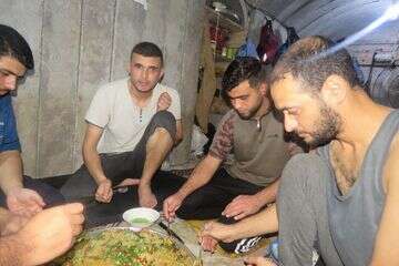 תיעוד של מחבלי חמאס מתוך המנהרות , דובר צה"ל