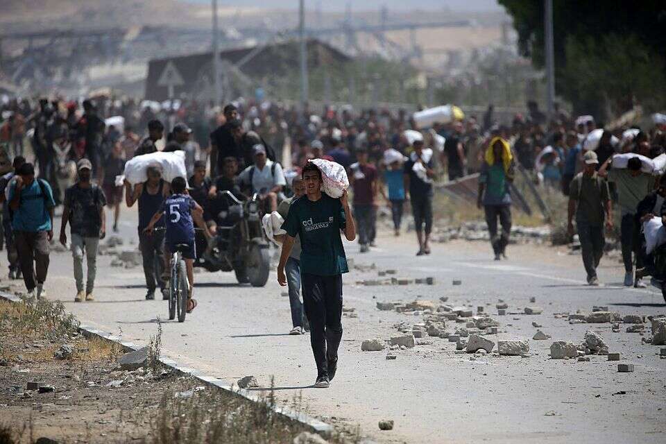 חלוקת המזון ההומניטרית בעזה , AFP