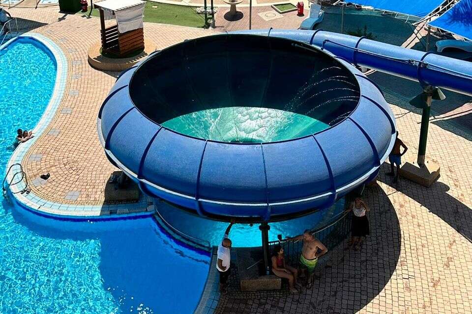 ניצחונו של הנופש המפונק על אנשי הטבע. חמת גדר , יח"צ חמת גדר